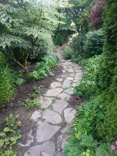 Winding path | Garden design, Private garden, Outdoor decor