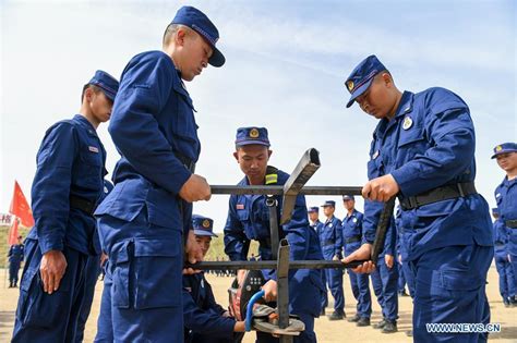 Newly-recruited firemen receive training in Hohhot, north China