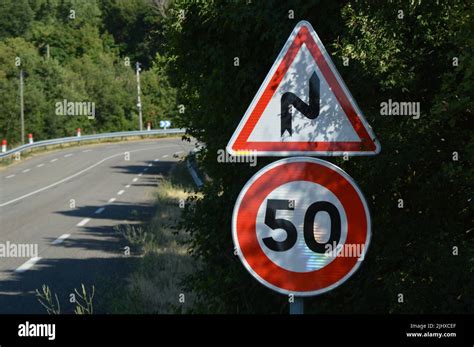 Speed limit sign, road sign from france Stock Photo - Alamy