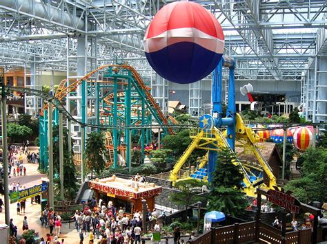 Why We Should Pause Before Mocking the Mall of America Writing Residency | Jane Friedman