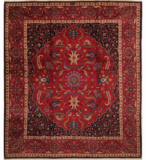 File:Antique Persian Mashad rug.jpg - Wikimedia Commons