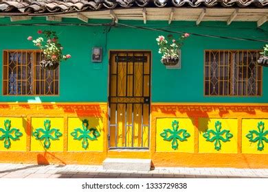 Colorful Houses Guatape Colombia Stock Photo 1335801008 | Shutterstock