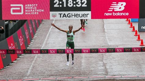 Sifan Hassan wins TCS London Marathon in her debut - Canadian Running ...