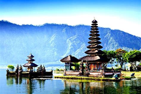 Bali Full-Day Water Temples And UNESCO Rice Terraces Tour: Triphobo