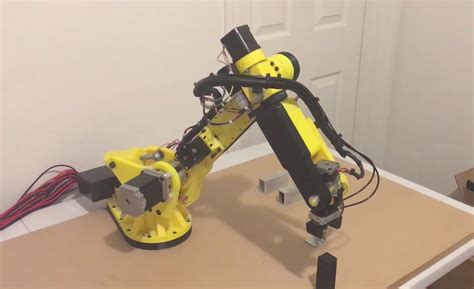 6DoF Robot Arm (Six-Axis 3D Printed Robotic Arm) By Skyentific Download Free STL Model | lupon ...