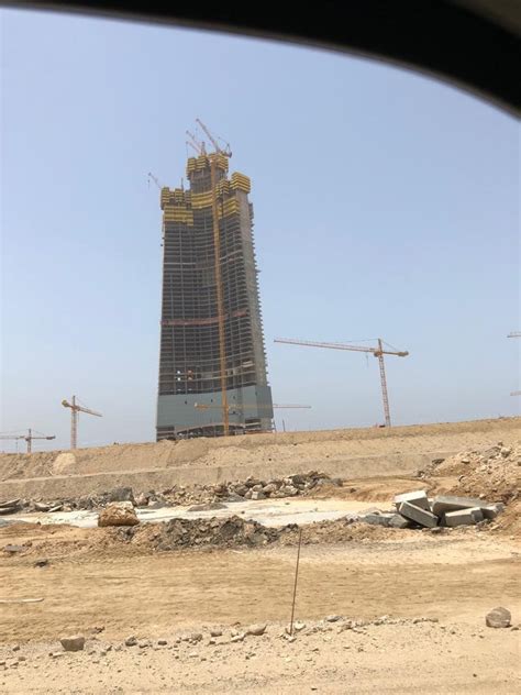 Kingdom Tower under construction - Delta Obstruction Lighting