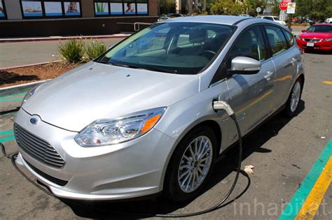 Ford Focus Electric Hatchback Review - Ford Focus Review