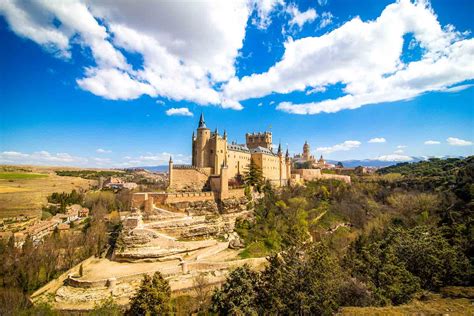 Alcazar de Segovia - The Walt Disney Castle in Segovia, Spain