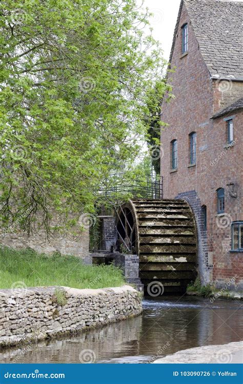 Historic Water Mill in Rural England Stock Photo - Image of tree, grass: 103090726