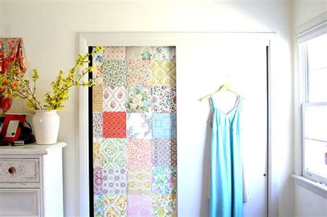 DIY Closet Door Decorating Ideas and Photos