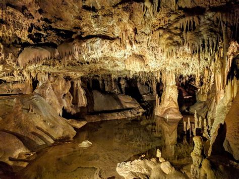 Visiting Inner Space Cavern In Georgetown, Texas - No Home Just Roam