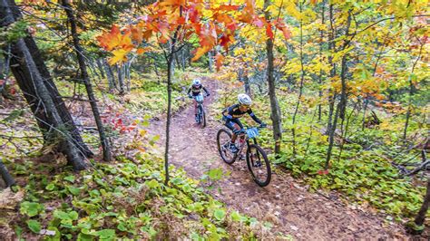 This Michigan Peninsula is the Midwest's Secret Mountain Biking Mecca ...