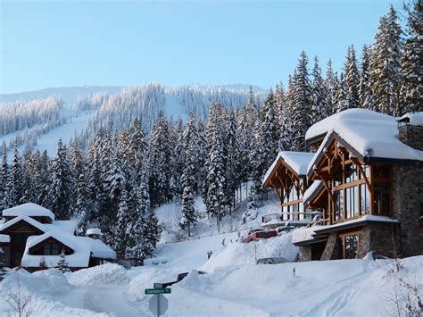 5 Best Ski Resorts in Vermont - A Day In Motion