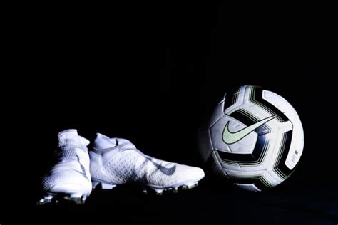 Top 10 Best Soccer Cleats Brands for Indoor Soccer Shoe in 2024 - Radar ...