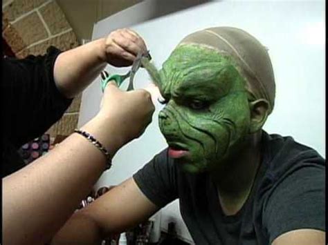 Tribute to Jim Carrey as The Grinch: Makeup Application - YouTube ...