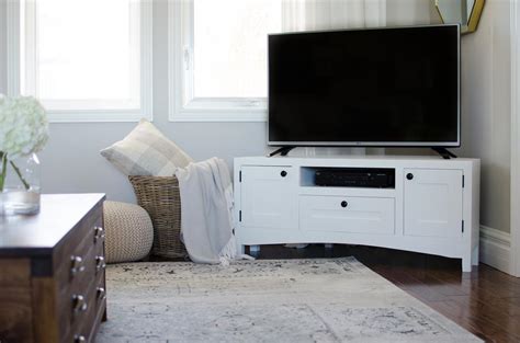 Corner TV Stand | Kreg Tool