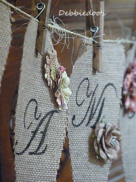 DIY burlap banner - Debbiedoo's