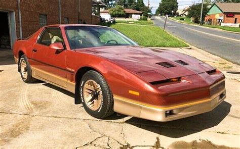 1985 Pontiac Firebird Trans Am | Barn Finds