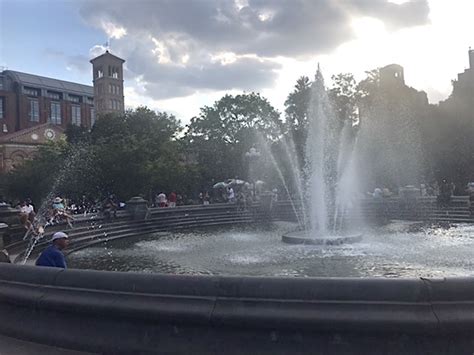 To Cool you off ... the Washington Square Park Fountain! - Washington Square Park Blog