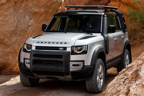 Why People Hate the Redesigned 2020 Land Rover Defender - InsideHook