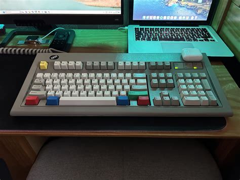 This 30 year old IBM model M still working like new! : r/BuyItForLife