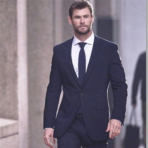 Hugo Boss Suits Chris Hemsworth - kanariyareon