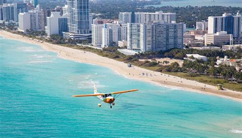 Scenic Flight Miami Shoreline - 30 Minutes