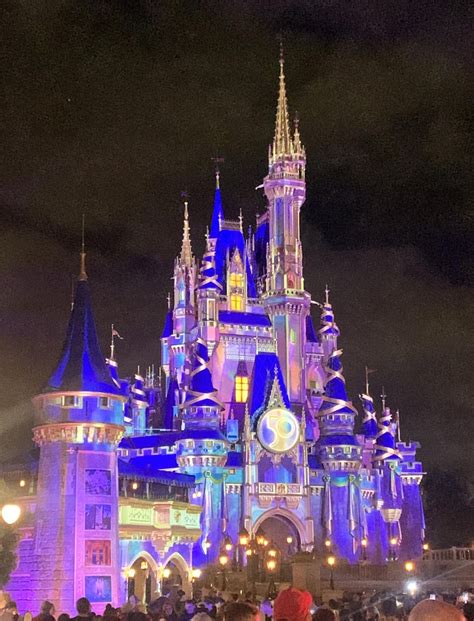 50th Anniversary Fireworks Magic Kingdom : r/disneyparks