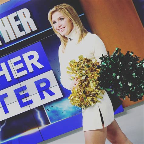 6ABC's MILF Cheerleader Karen Rogers : r/newsbabes