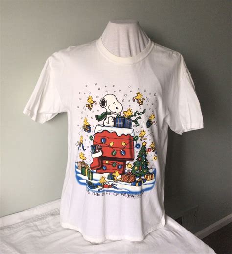 VTG Peanuts Snoopy Woodstock Christmas Cartoon Graphi… - Gem