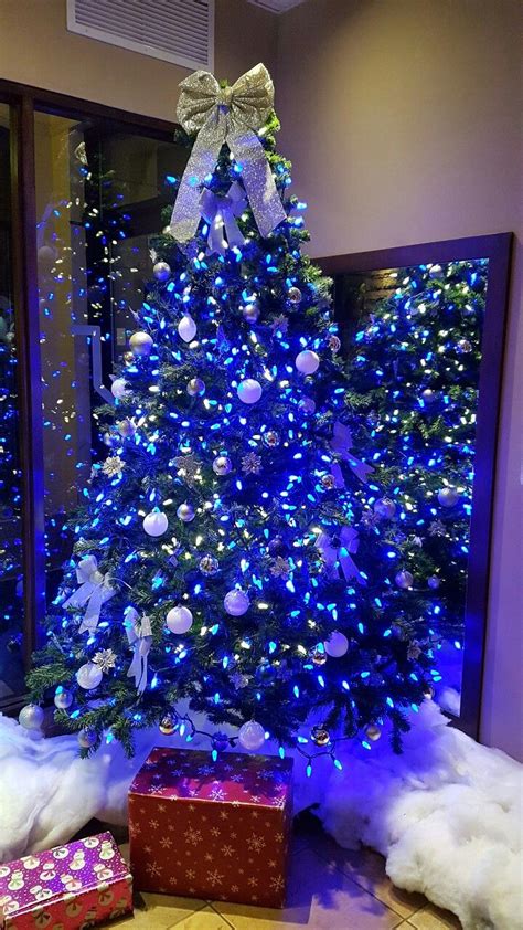 20+ Blue Christmas Tree Lights - HOMYHOMEE