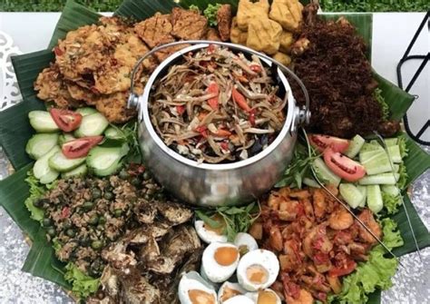 Resep Nasi Liwet, Masakan khas Sunda yang Sukses Jadi Primadona | kumparan.com