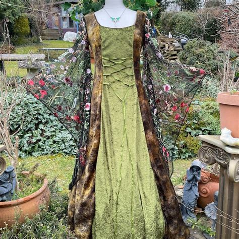 Pagan Wedding Dress - Etsy