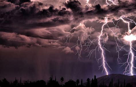 40+ Impressive Examples of Lightning Photography | Naldz Graphics