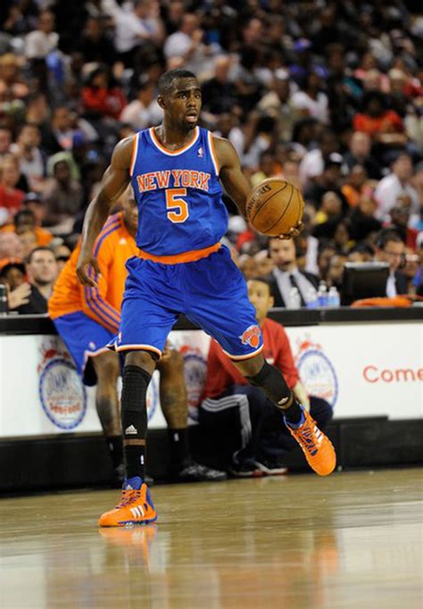 Tim Hardaway Jr. hits the floor for NBA debut with New York Knicks ...