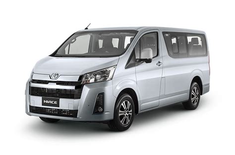 2019 Toyota Hiace Commuter Deluxe MT | New Car Buyer's Guide