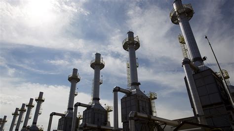 Cenovus Energy Posts Bigger-Than-Expected Loss - WSJ