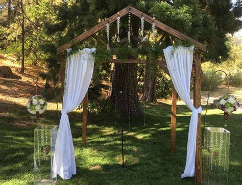 Custom wedding arbor by All that Pazazz | Wedding arbour, Custom ...