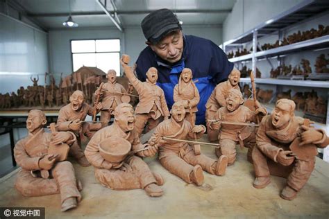 Artist in Xi'an keen on making clay sculptures[1]- Chinadaily.com.cn