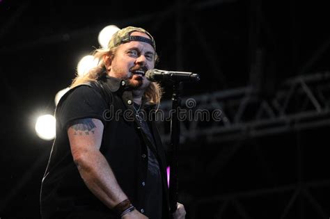 The Singer of Lynyrd Skynyrd, Johnny Van Zant Editorial Stock Photo - Image of lights, artist ...