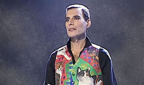 Freddie Mercury: His closest friends 'protected' him and kept THESE secrets | Music ...