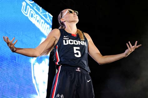 UConn's Paige Bueckers to debut 'Coach P' Sunday