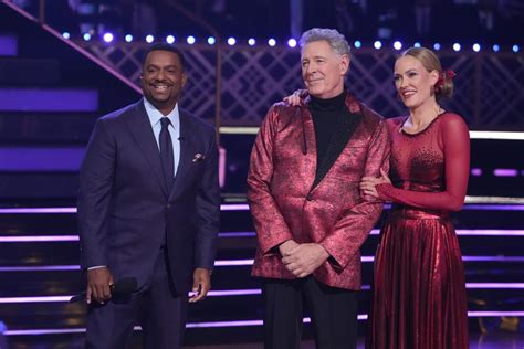 'DWTS': Barry Williams honors TV mom Florence Henderson - Los Angeles Times