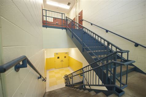 Richard J. Daley Elementary School Stairwell - PBC Chicago