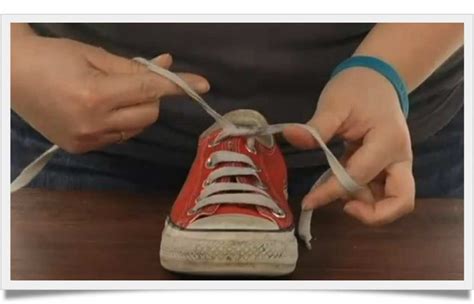 You Have Been Tying Your Shoelaces The Wrong Way All Your Li