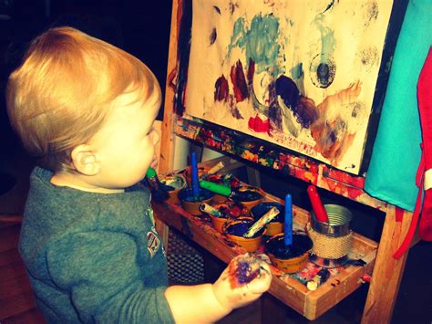 Play Empowers : Messy Art with Infants And Toddlers