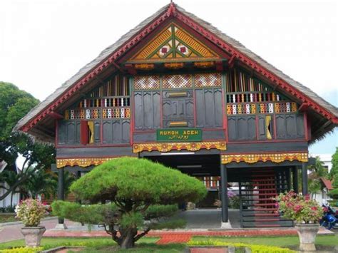 Nama Dan Gambar Rumah Adat Aceh Darussalam - Kiatkita