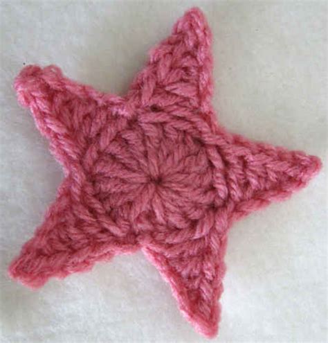 Free Crochet Pattern – Medium Star #9