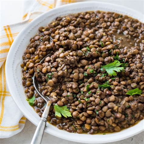 How To Make Easy Brown Lentils - Garlic & Zest