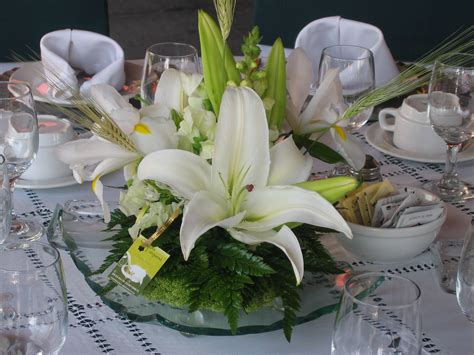 Centros de Mesa con Flores Artificiales para Bodas